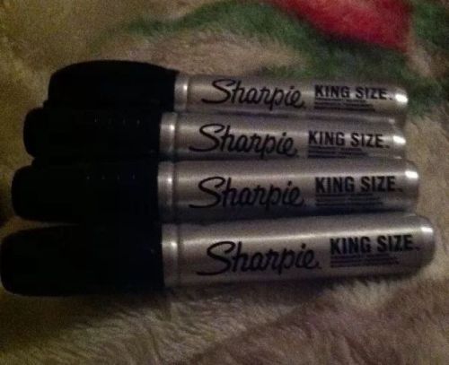 NEW Sharpie King Size Permanent Marker  4 Black Markers (15661PP)