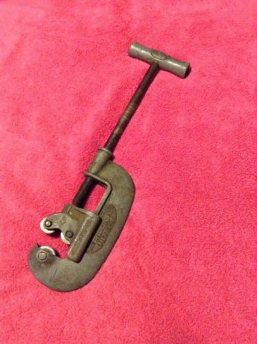 Vintage RIDGID No 2 No. 1 &amp; 2 Heavy Duty Pipe Cutter 1/8&#034; to 2&#034; Pipe Threader