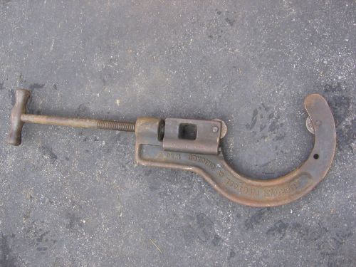 American Pipe Tool Co. Adjustable  Pipe Cutter      *LOCAL PICK-UP ONLY*