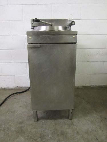 Broaster equipment model 7 pressure cooker fryer 3 phase with basket &amp; handle for sale