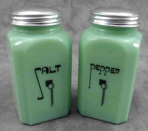 JADEITE GREEN GLASS ART DECO LONG LETTER SALT &amp; PEPPER SHAKER TALL RANGE SET