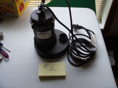 Flotec 1/3 HP Thermoplastic Submersible Sump Pump w/ Vertical Switch FP0S2450A