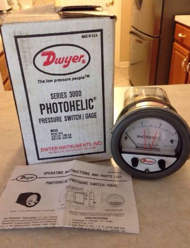 New Dwyer Photohelic Pressure Switch Gauge 3003 5&#034; dial 0-3 inches water gage