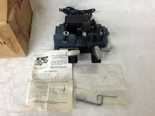 Micrometric? Precision Key Duplicating Grinding Machine UNUSED in ORIGINAL BOX