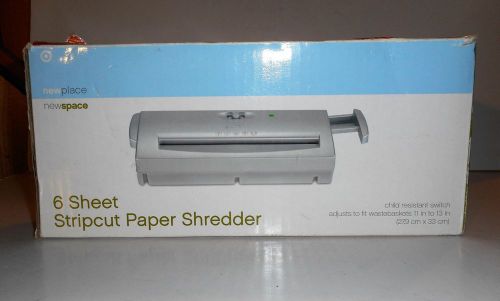 Target 6 Sheet Stripcut Paper Shredder Adjustable Very Good in Box w/User&#039;s Man.