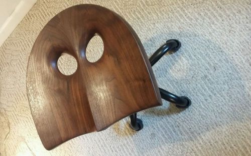 Ergonomic wooden stool, The Rolling Owl, Owl Furniture