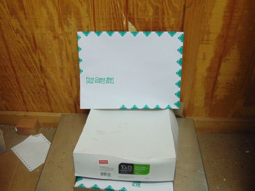 Staples 10&#034; x 13&#034; White Wove First-Class Self-Sealing Catalog Envelopes, 100/Box