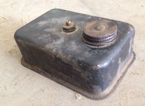 Antique Vintage Stationary Briggs And Stratton Engine Gas Tank Model Wmb