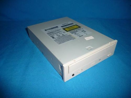 Compaq CRD-8322B (CP1) CD-ROM Drive  C