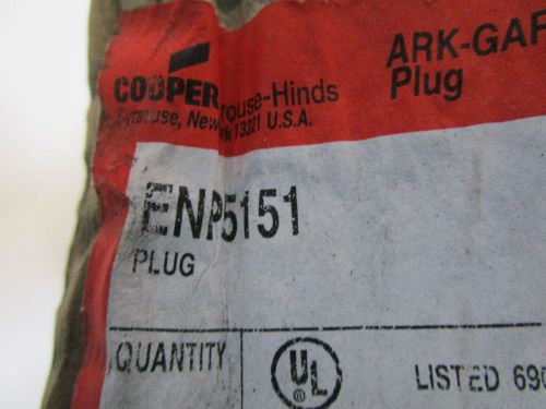 LOT OF 2 CROUSE-HINDS PLUG ENP5151 *NEW IN BOX*