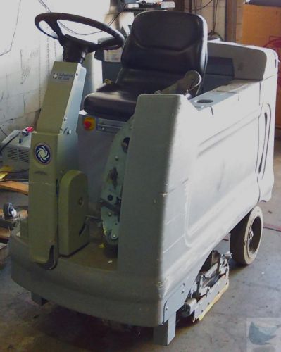 Nilfisk-advance hr 2800 type e floor cleaning machine rider autoscrubber - parts for sale