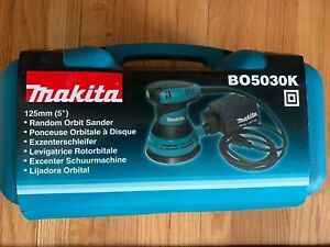 Makita B05030K Random Orbit Sander 5&#034; Corded NEW in Box with Case