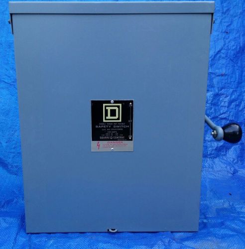 SQUARE D DOUBLE THROW NON FUSIBLE CAT# DTU223NRB 100A 240V 1P