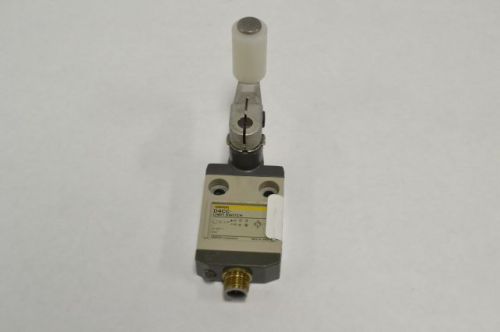 NEW OMRON D4CC-9137 LIMIT SWITCH WITH LEVER B236027