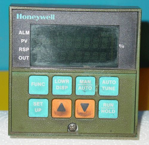 Honeywell DC30000DIN-0111  Temperature Control, UDC 3000, 120VAC 60 HZ