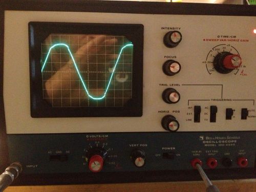 Vintage Bell &amp; Howell Schools OSCILLOSCOPE Model IOD-4540 With a Probe