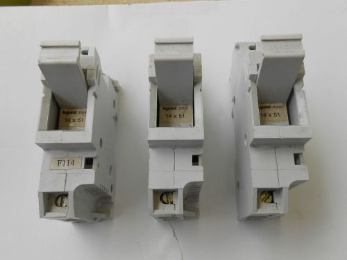 Legrand 21501 fuse carriers, single pole, 14 x 51 mm quantity 3 with fuse used
