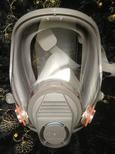3M 6700 full face respirator, new in box. Small size only.
