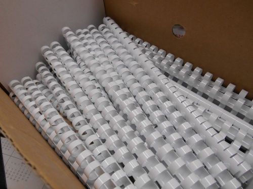 PLASTIC BINDING COMBS 19 RING 1/2&#034; 38 UNITS.WHITE