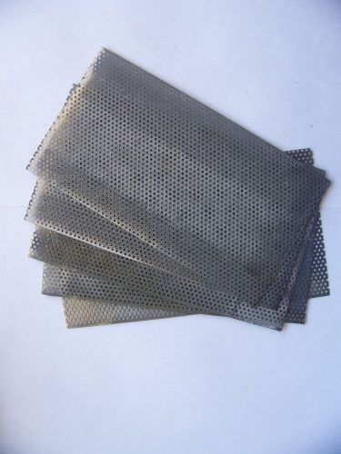 Replacement screens for Beast and Beast Jr. portable rock crusher  4 x 71/2&#034; (5)