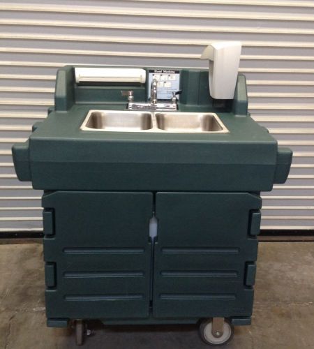 2 Compartment Portable Sink Hot &amp; Cold Cambro KSC402 #2075 Self Contained NSF
