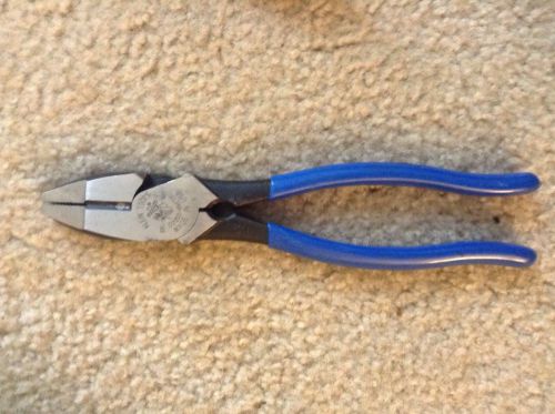 Klein Tools D2000-9Neth Linesman Pliers