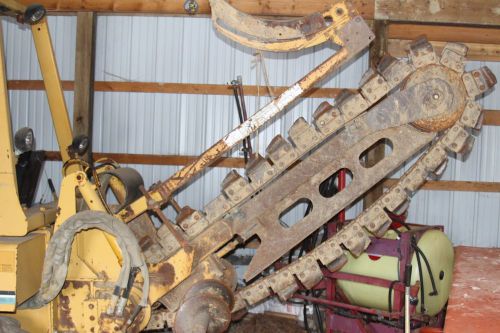 Vermeer V4750 trencher / backhoe construction equipment  trencher ditch witch
