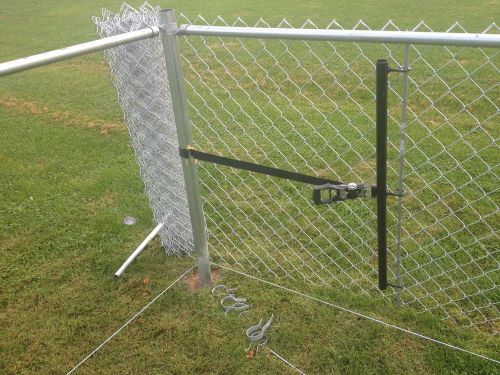 EZZYPULL Chainlink Fence Streachers