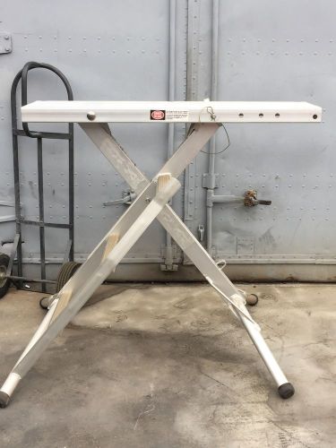 Aluminum Adjustable Platform Ladder