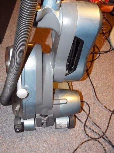 H oover U9145-900 &#034;Z&#034; 700 Bagless Upright Vacuum Cleaner -