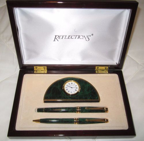 DESK SET–REFLECTIONS–GREEN MARBLE LOOK–CLOCK &amp; 2 PENS-GIFT CASE