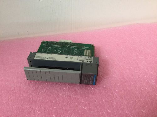 Allen Bradley SLC500 Output Module 1746-OB32 series C