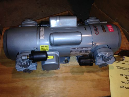 Gast 7hdd-10-m700x 60hz piston air compressor/vacuum pump 1- 1/2hp/brand new for sale
