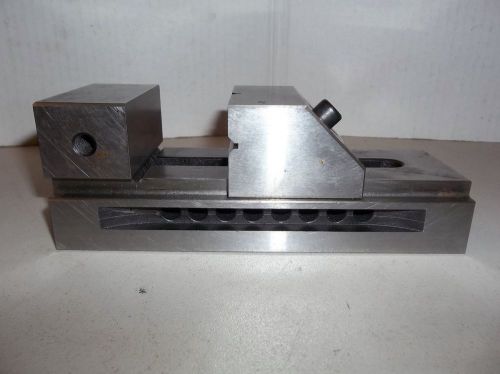 PRECISION GROUND VISE FOR MACHINIST OR TOOL &amp; DIE MAKER WITH VEES MILL GRINDING