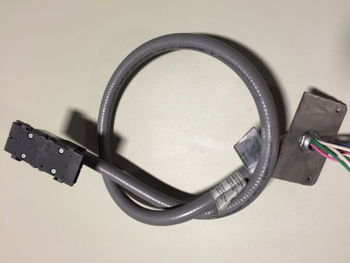 HERMAN MILLER Cubical Base Feed Module Power Whip Electrical Power Entry Cord