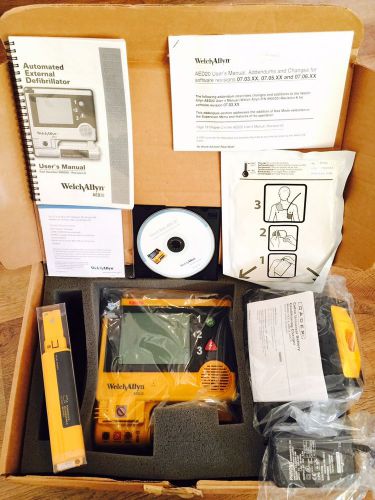 WelchAllyn AED20 Biphasic ambulance emergency brand new in box with new paddle