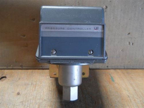 United Electric Controls (8523 146B) Type J300 Pressure Switch, New Surplus