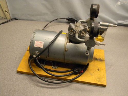 GAST GE Vacuum Pump 5KH33GN293X 1/6 HP 1725 RPM 60 HZ Low Air &amp; Vacuum As Is