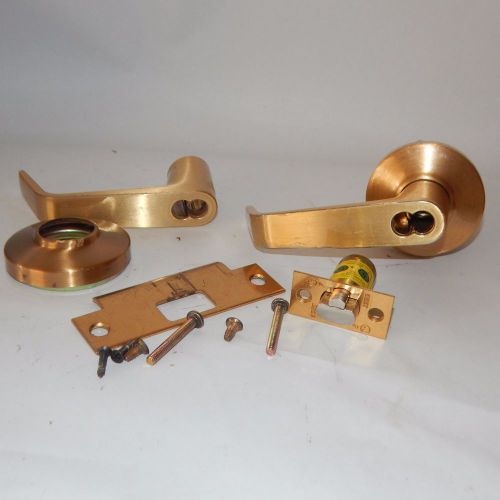 F3047) brass finish locksmith best stanley intruder 9k3 7ab used lock less core for sale