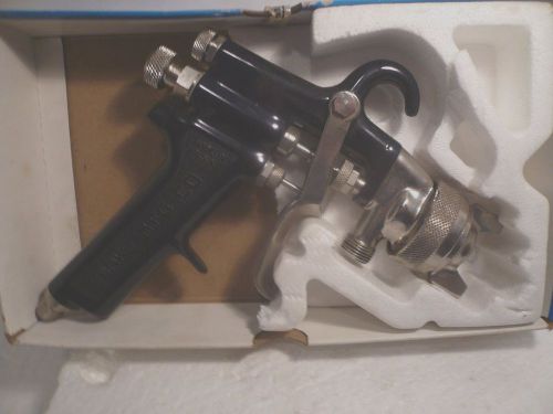 Binks model 7 airspray gun new with only 1/2 box with paoer work for sale