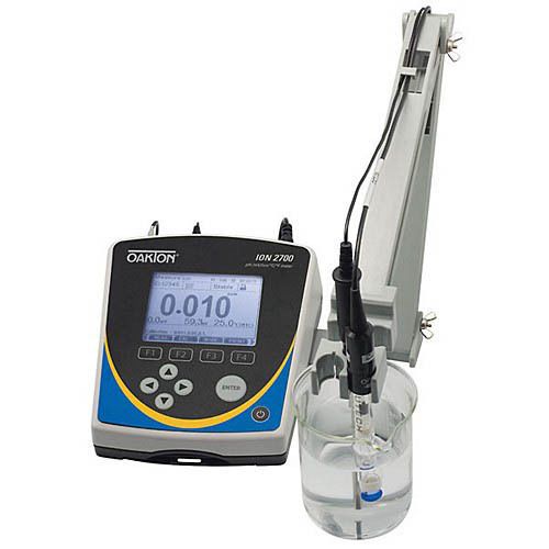Oakton WD-35421-00 Ion 2700 pH/Ion Meter w/Electrode, probe, Stand