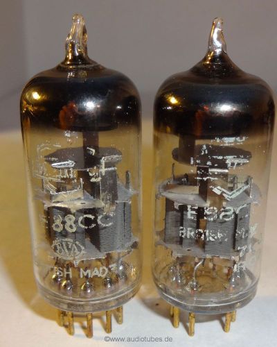 2 tubes Mullard  E88CC 6922  (412038) from 50s matched pair &gt;&gt; wrinkle glass