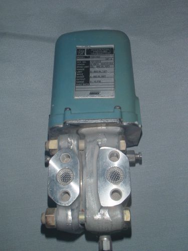 Foxboro 13a-hs2  differential pressure transmitter 0-850in-h2o  output 3-15 psi for sale