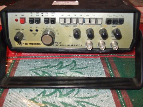 B&amp;K Precision 3017A 0-2MHZ Sweep Function Generator