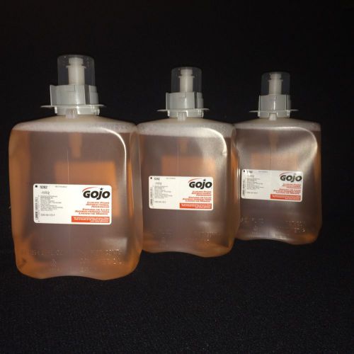 GOJO 5262 2000 mL Luxury Foam Antibacterial Handwash Refills (Lot of 3)