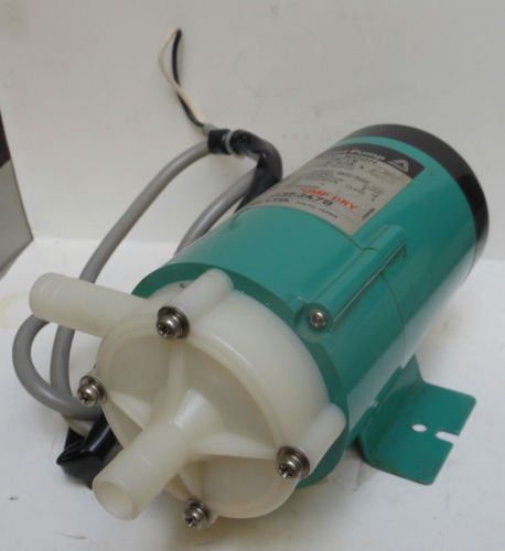 Iwaki co. single phase induction magnetic pump motor md-15r-200n 2600rpm usg for sale