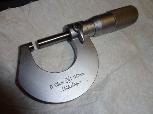 Mitutoyo 0-25 mm outside Micrometer .