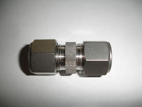 Parker  1/2 inch  new  ss tube union  similar to swagelok  810-6  free shipping for sale