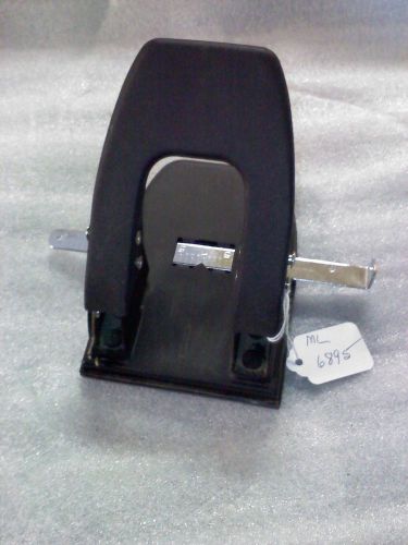 2 hole mechanical paper punch