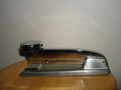 VICTOR INDUSTRIAL HEAVY DUTY OFFICE DESK STAPLER BY VAIL MANUFACTURING CHICAGO